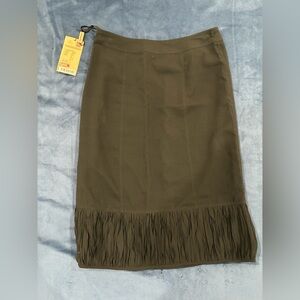 Brand new Burberry Skirt